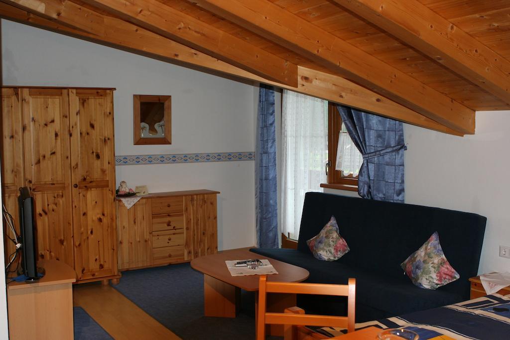 Haus Hildegard Hotel Neustift im Stubaital Bilik gambar